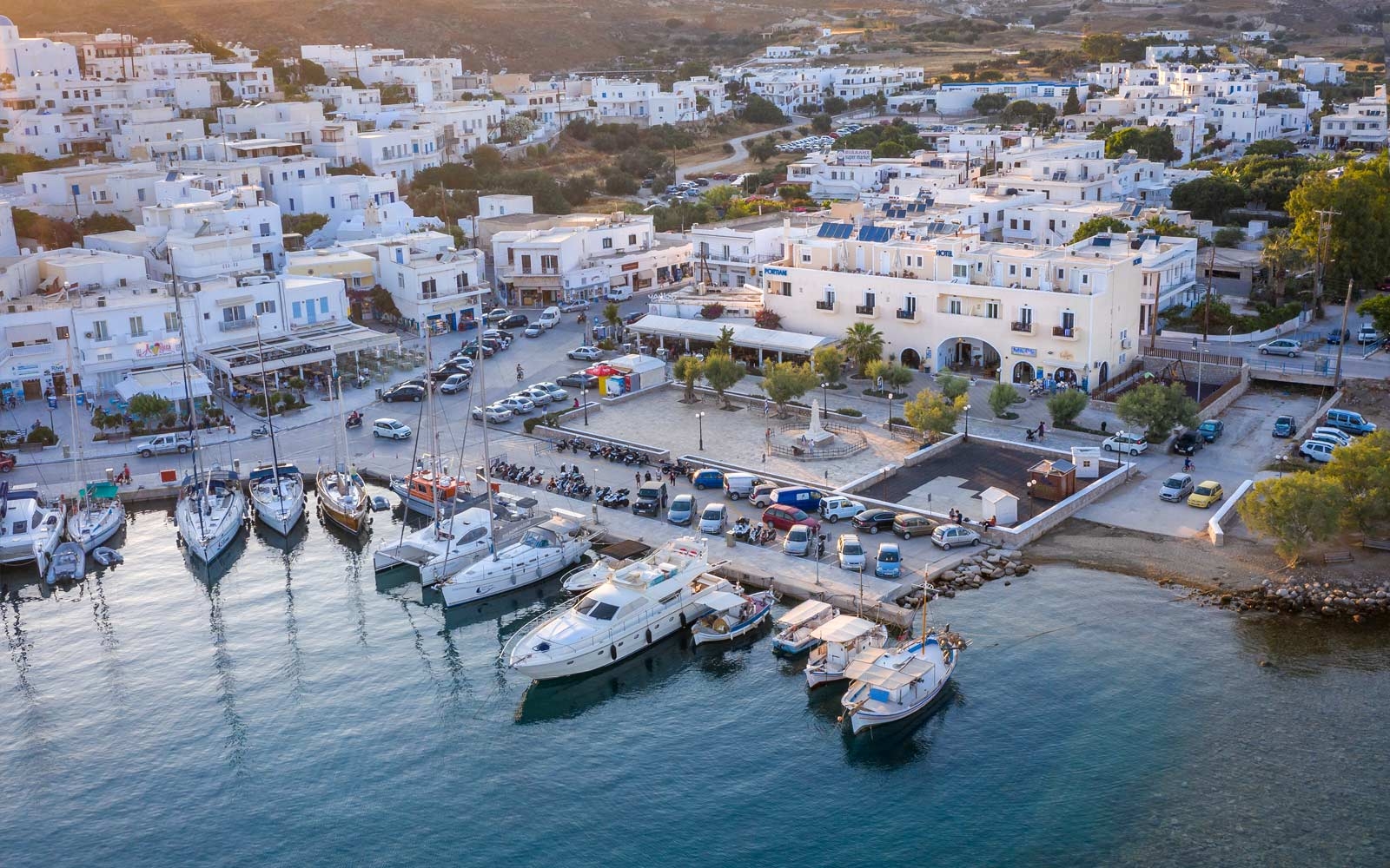 Canoe-Kayak in Milos